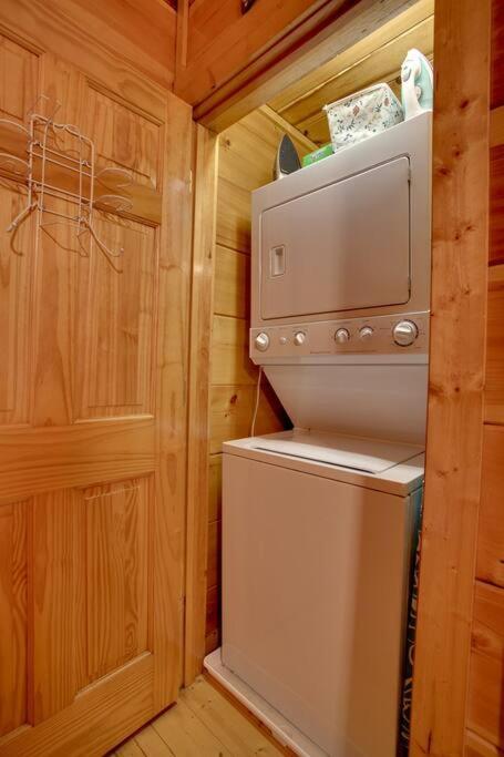Brave Eagle Cabin Sevierville Pokój zdjęcie
